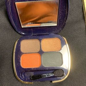 Avon eyeshadow quad new